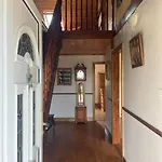 Spacious Countryside 4bd House! Appartamento