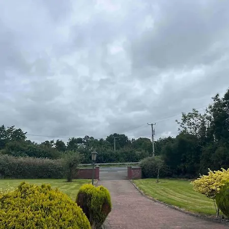 Appartamento Spacious Countryside 4bd House!