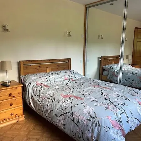 アパート Spacious Countryside 4bd House! *